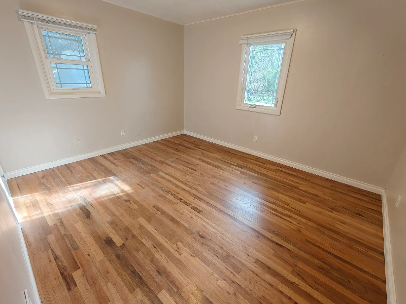 405 Nw Lewisburg Ave - Photo 5 of 17