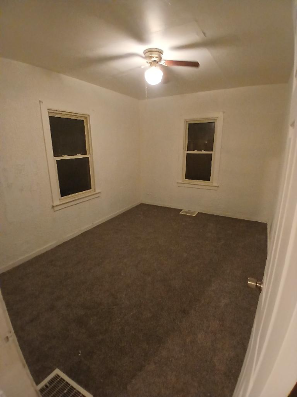 2819 W Seibold St - Photo 6 of 8