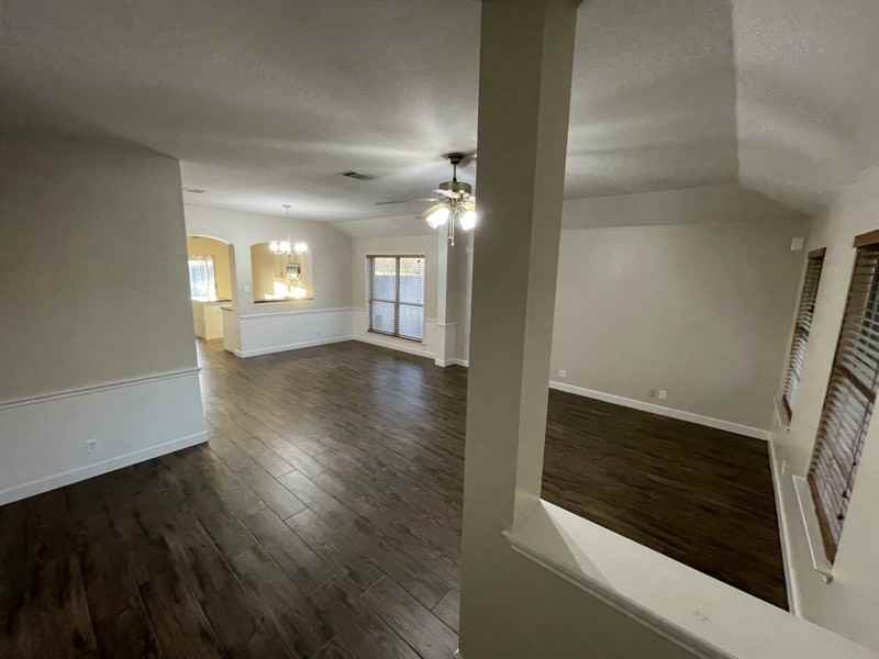 320 Patton Ln - Photo 5 of 19