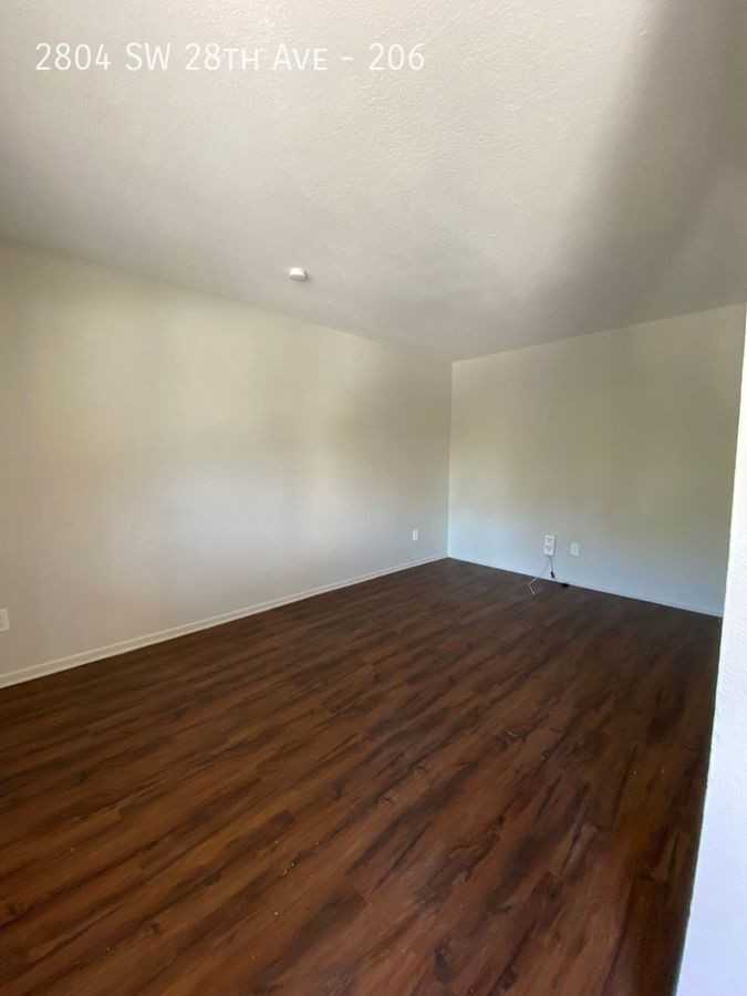 2804 Sw 28th Ave #206 - Photo 2 of 12