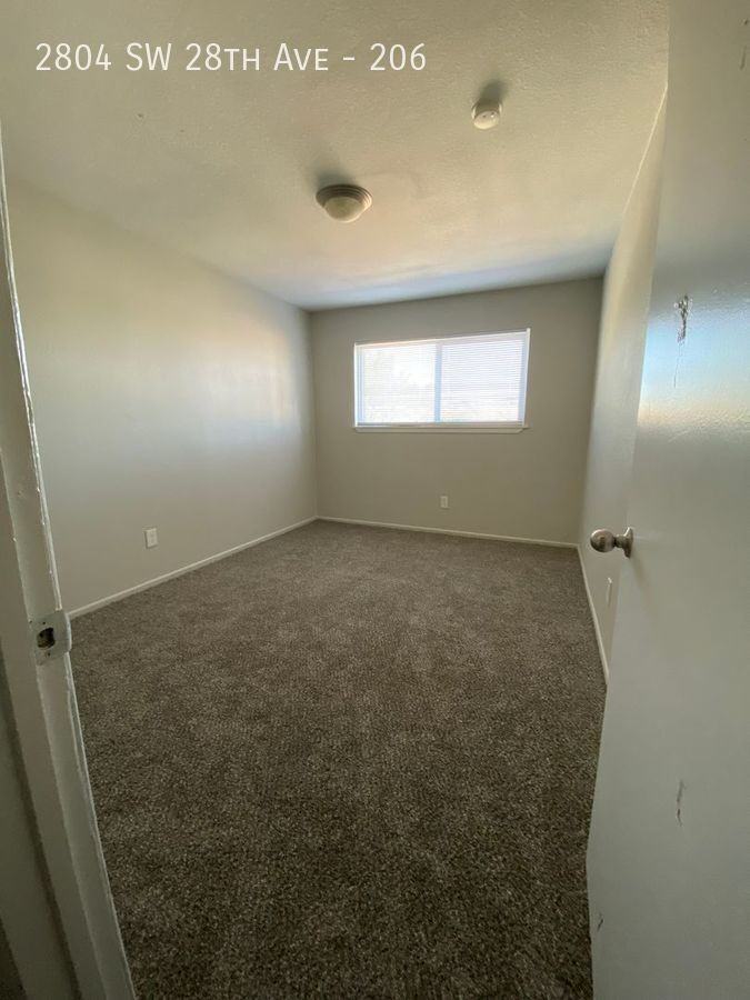 2804 Sw 28th Ave #206 - Photo 6 of 12