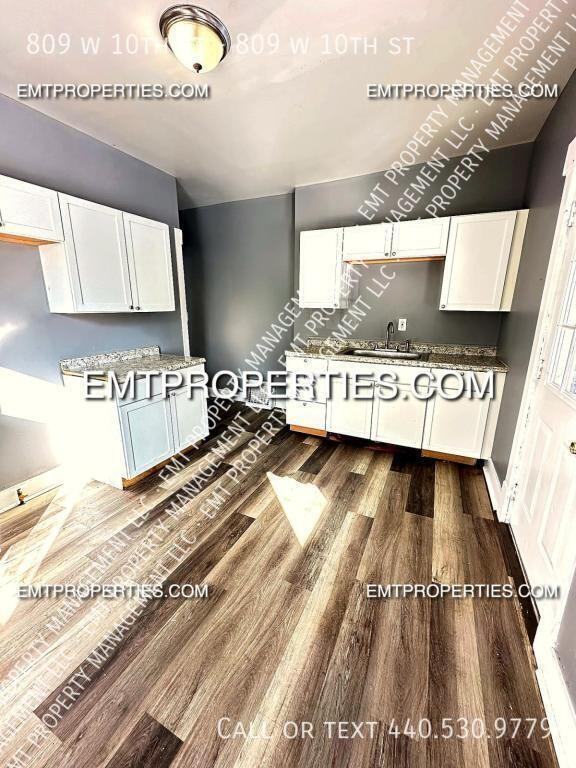 809 W 10th St #809W10thST - Photo 6 of 7