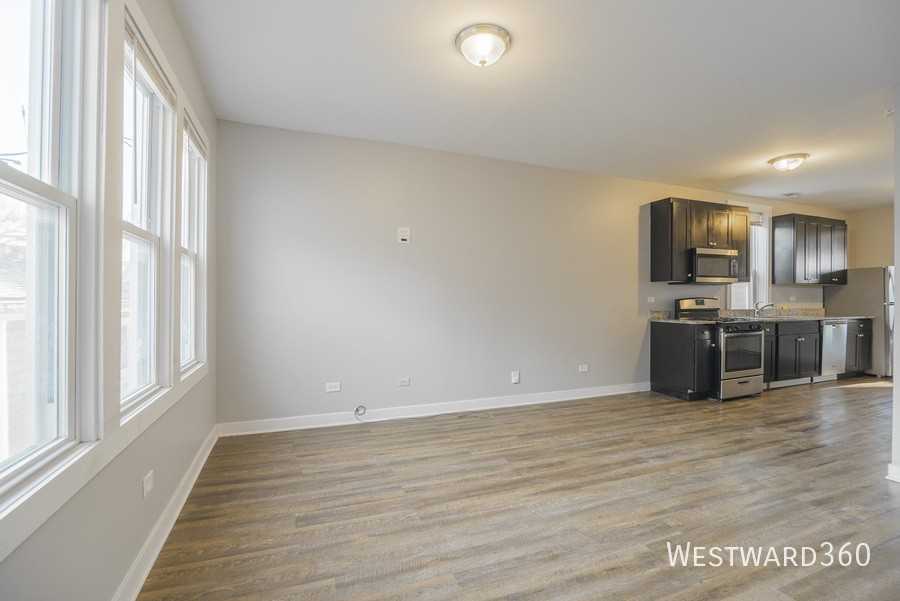 3756 W George St #2R - Photo 5 of 16