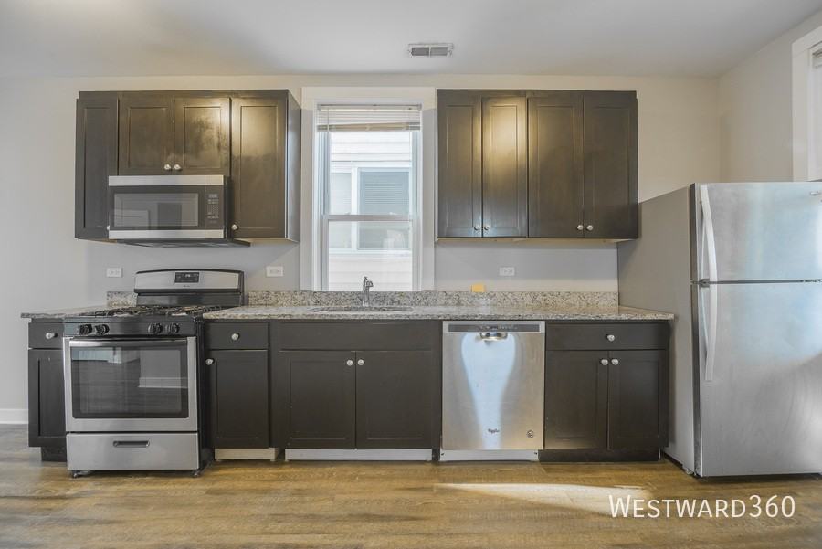 3756 W George St #2R - Photo 7 of 16