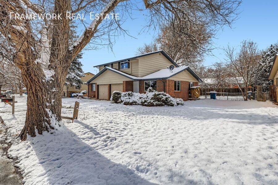 4833 Field Ct - Photo 3 of 30