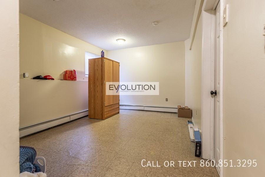 71 Williams St #D - Photo 6 of 19