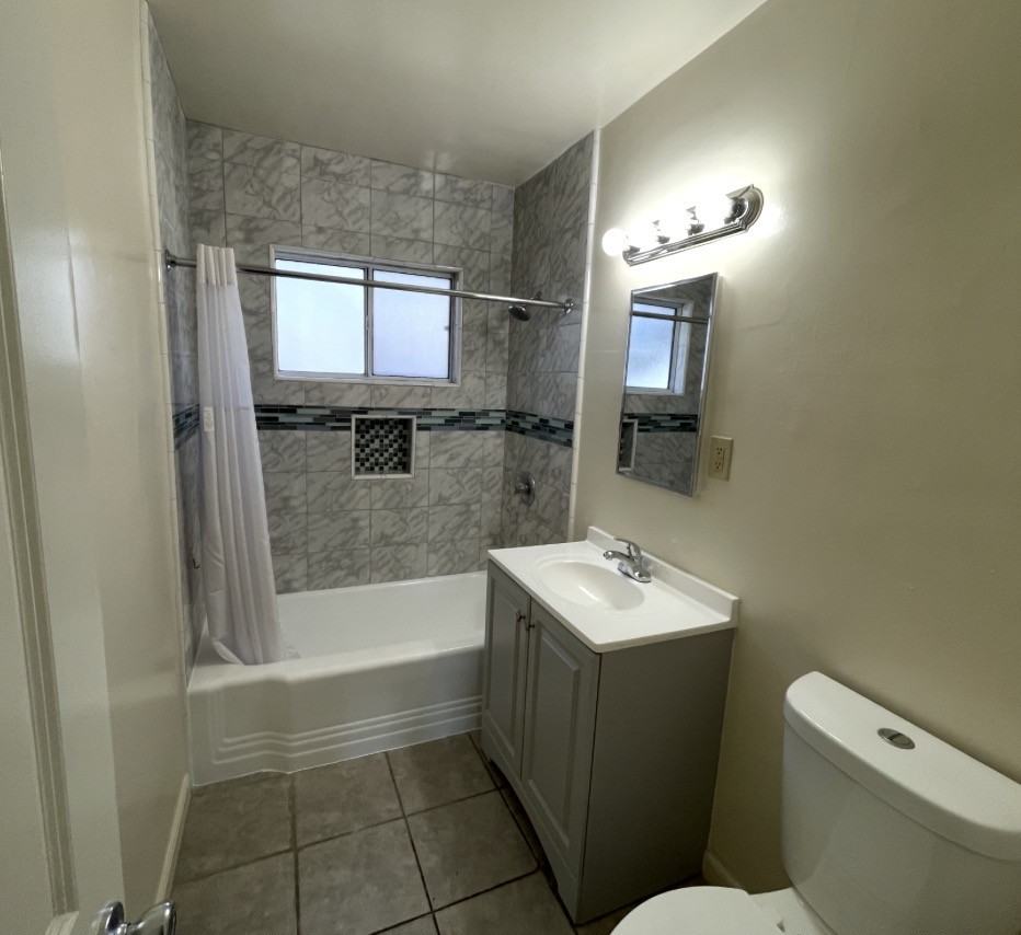 406 E Palmer Ave #7 - Photo 5 of 9