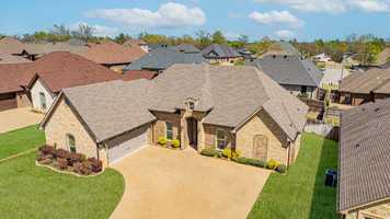 featured image of 1610 Olympic Dr #NA