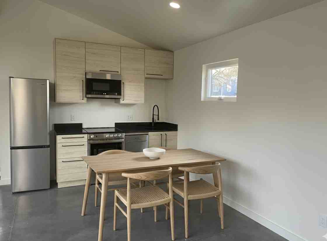 1110 N Waneetah Ave #NA - Photo 5 of 11