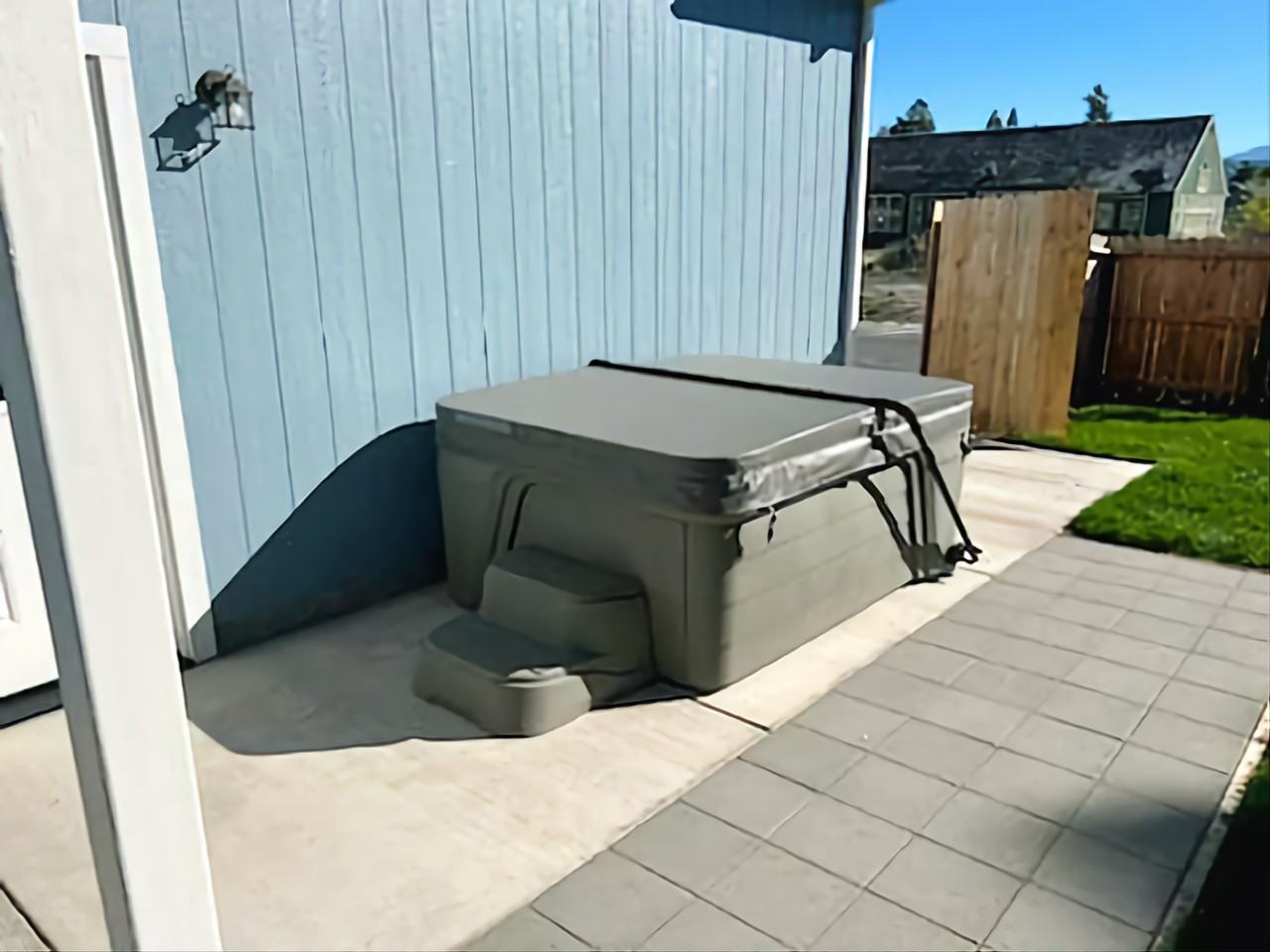 1019 Sw J St #NA - Photo 4 of 20