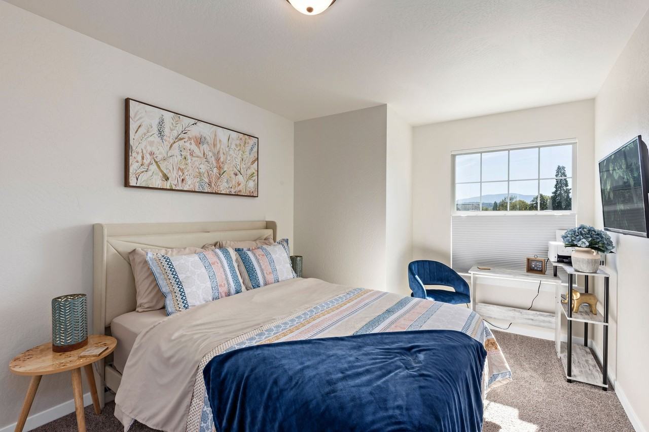 1019 Sw J St #NA - Photo 5 of 20