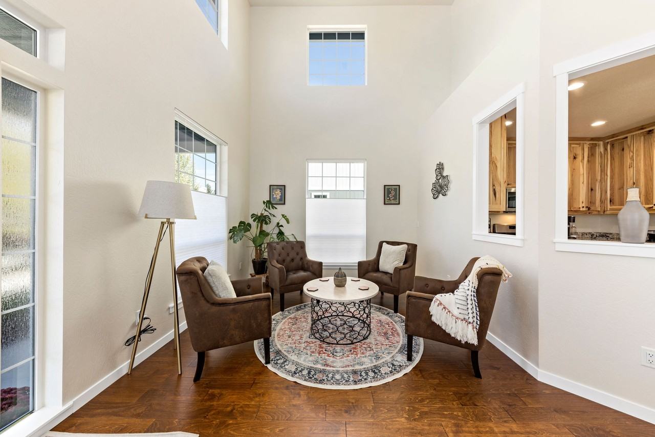 1019 Sw J St #NA - Photo 7 of 20