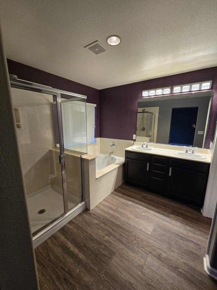 2761 Whitney Dr #NA - Photo 5 of 6