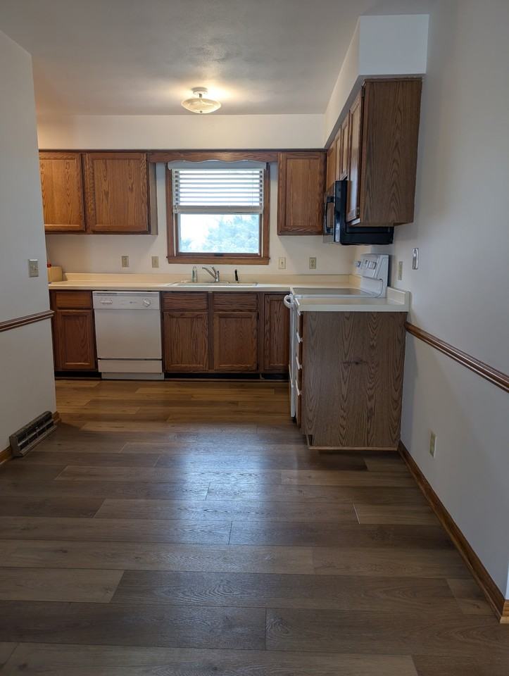 S 6th St #639 - Photo 3 of 17