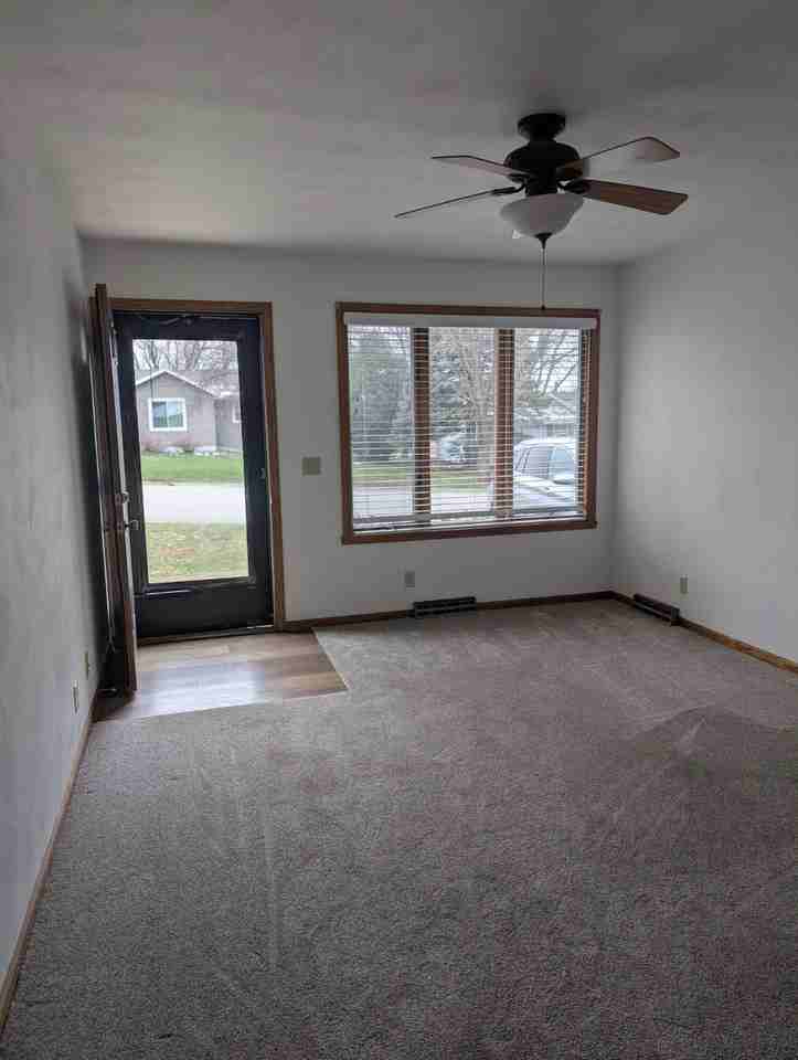 S 6th St #639 - Photo 5 of 17