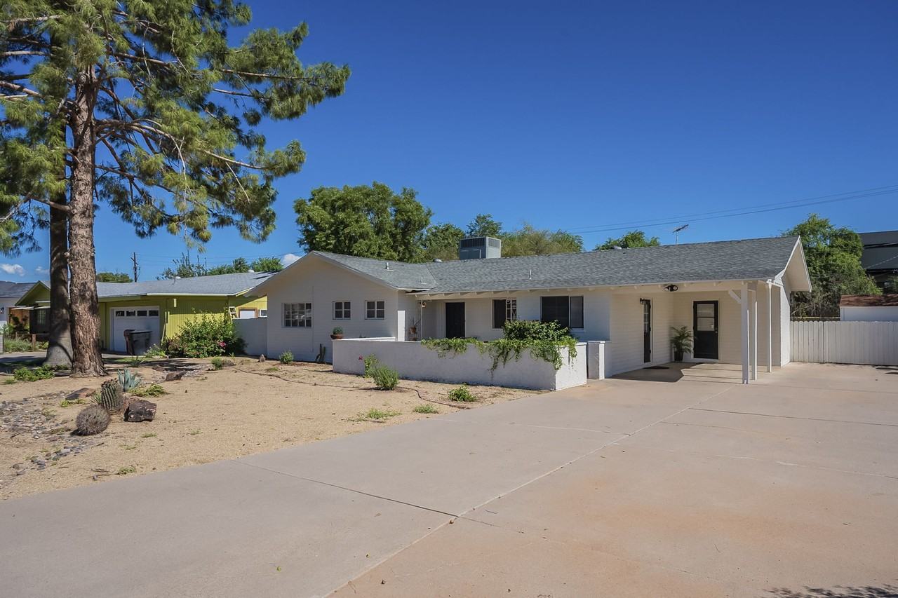 N 70th Pl #NA - Photo 3 of 34