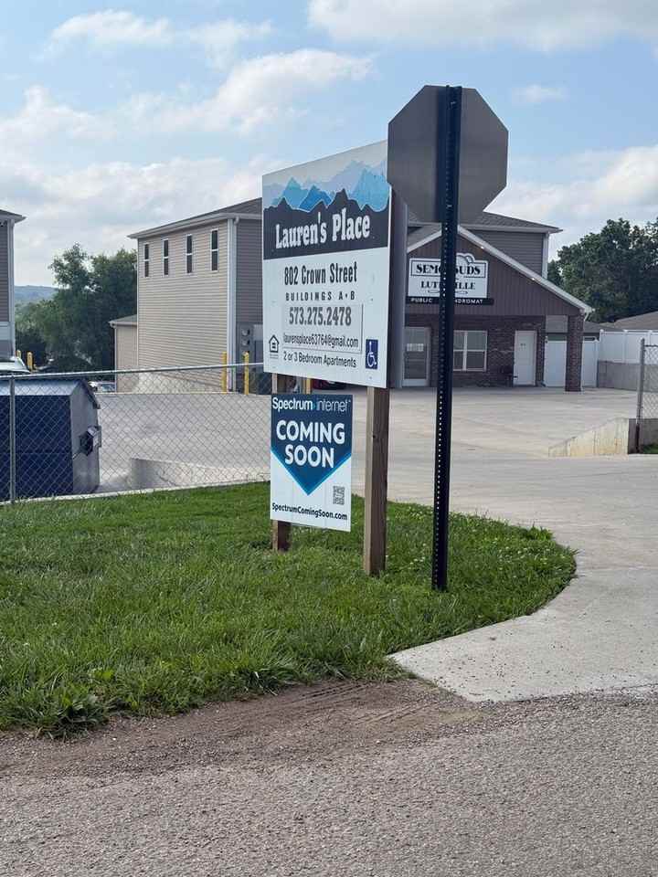 Laurens Place - Photo 2 of 29