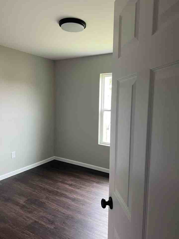 Laurens Place - Photo 4 of 29