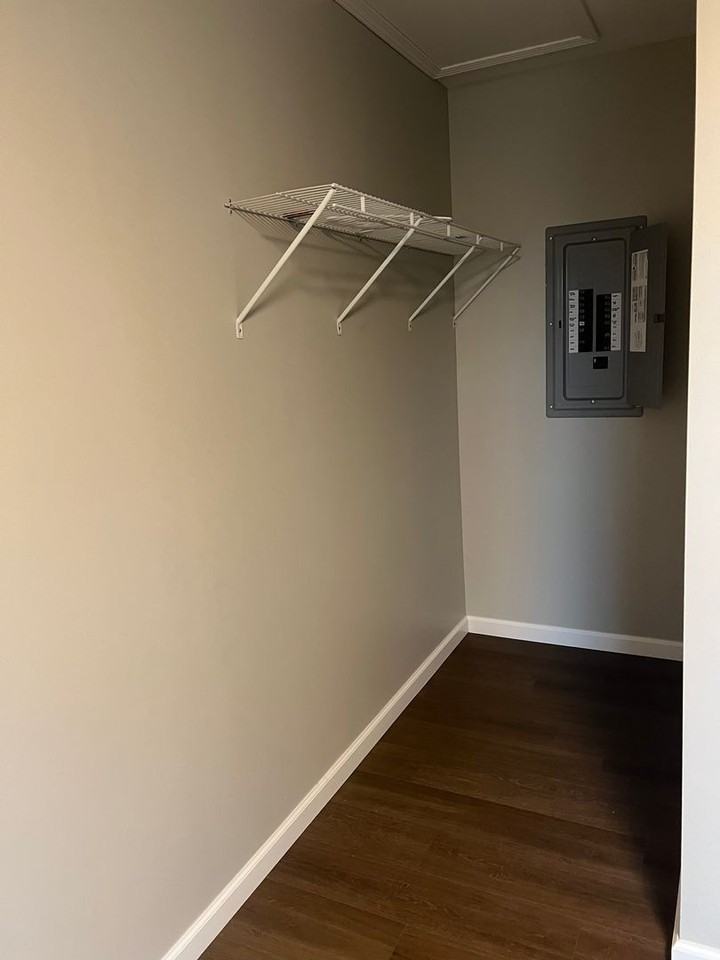 Laurens Place - Photo 6 of 29