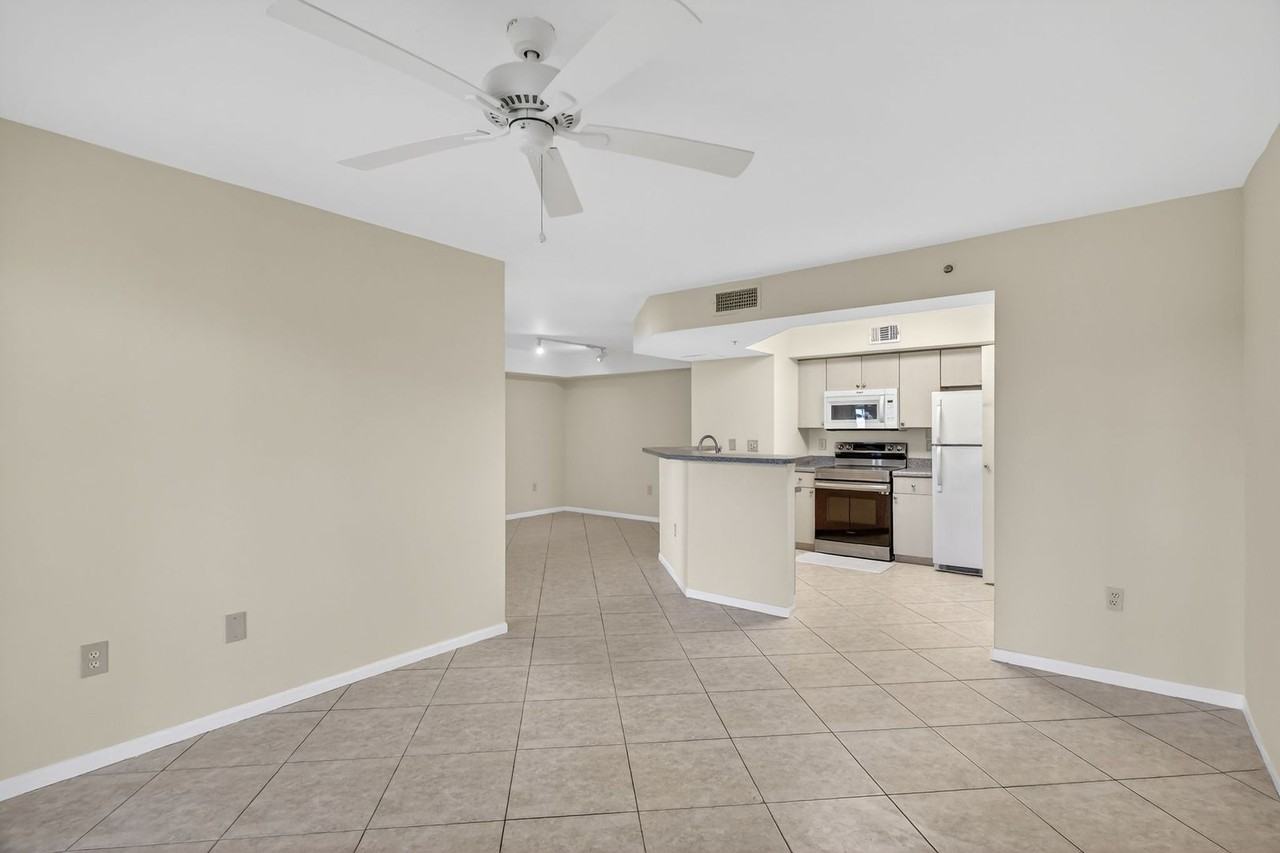 3613 3613 NW Mediterranean Lane 13-206 - 3613 NW Mediterranean Lane 13-206 #206 - Photo 7 of 23