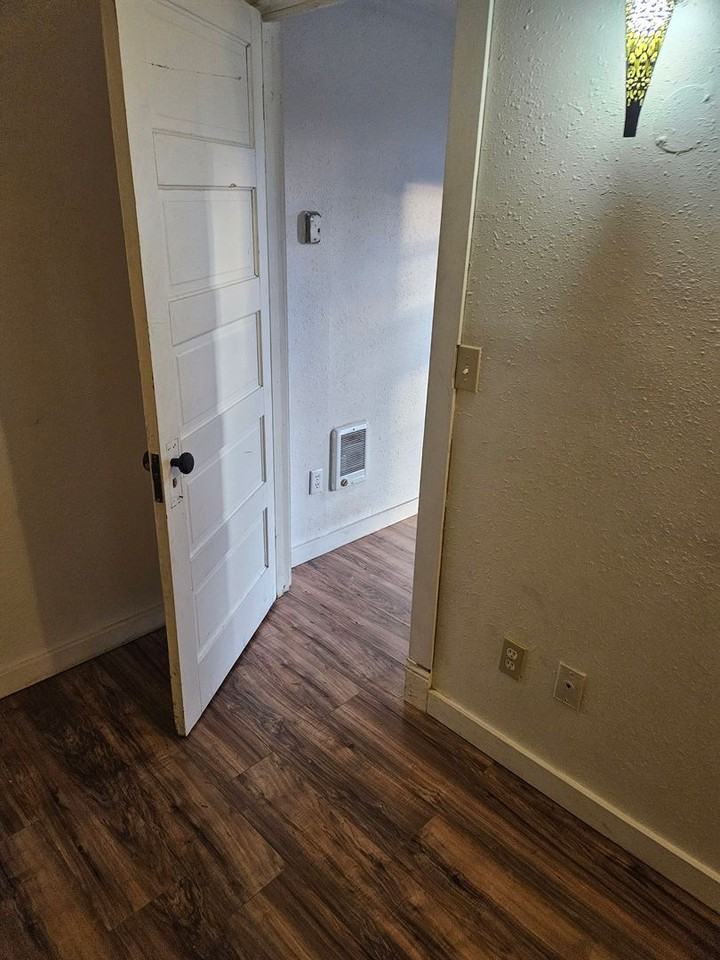 510 N Collier St - Photo 7 of 14