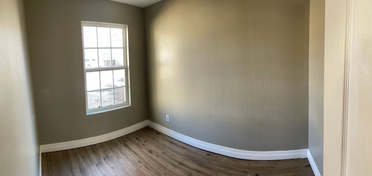 2627 S Fees St - Photo 6 of 20