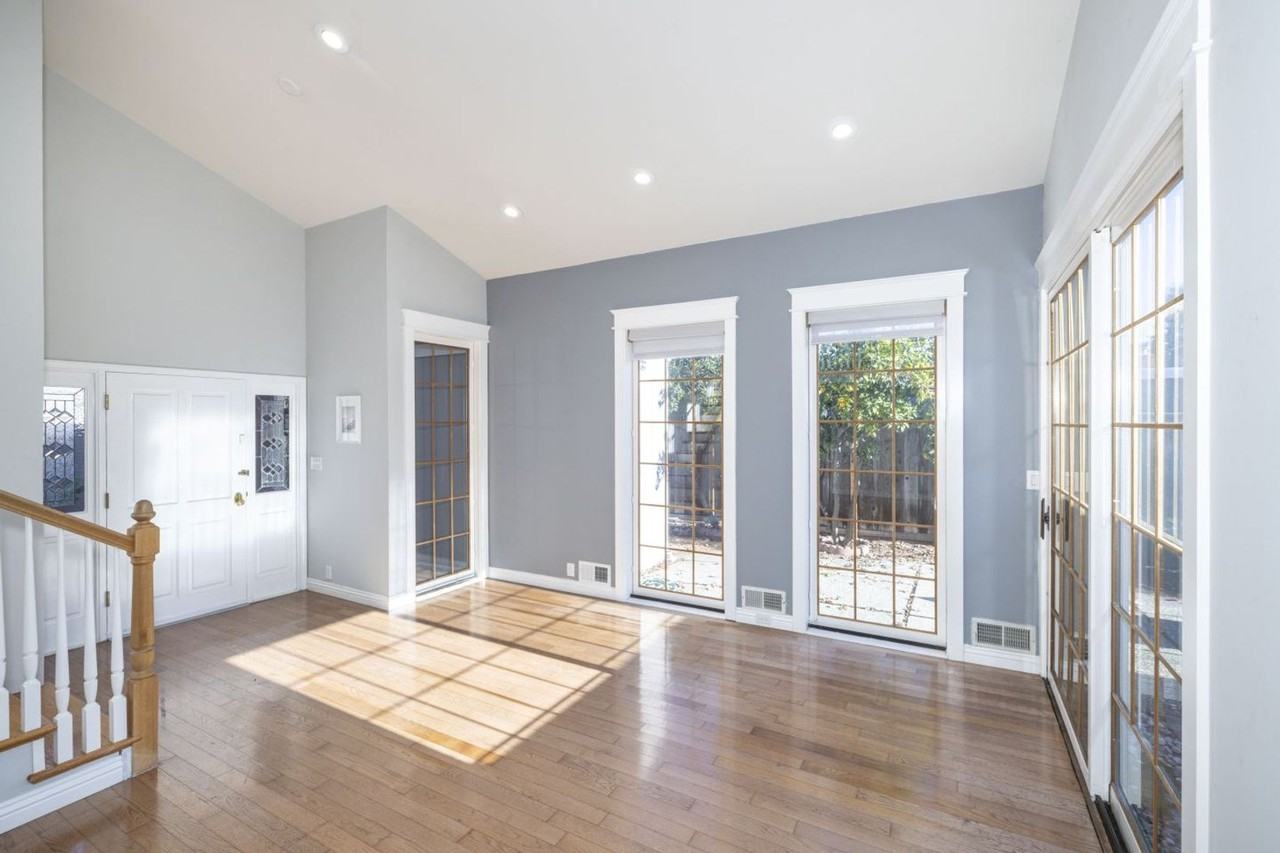 714 L- 714 E Charleston Rd - Photo 3 of 22