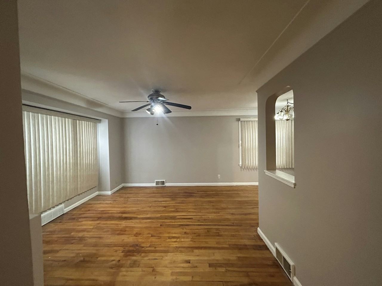 17253 Wormer Avenue - Photo 6 of 27