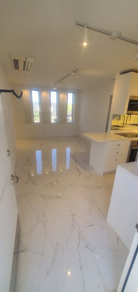 705 East Balboa Boulevard, Unit A - Photo 4 of 12