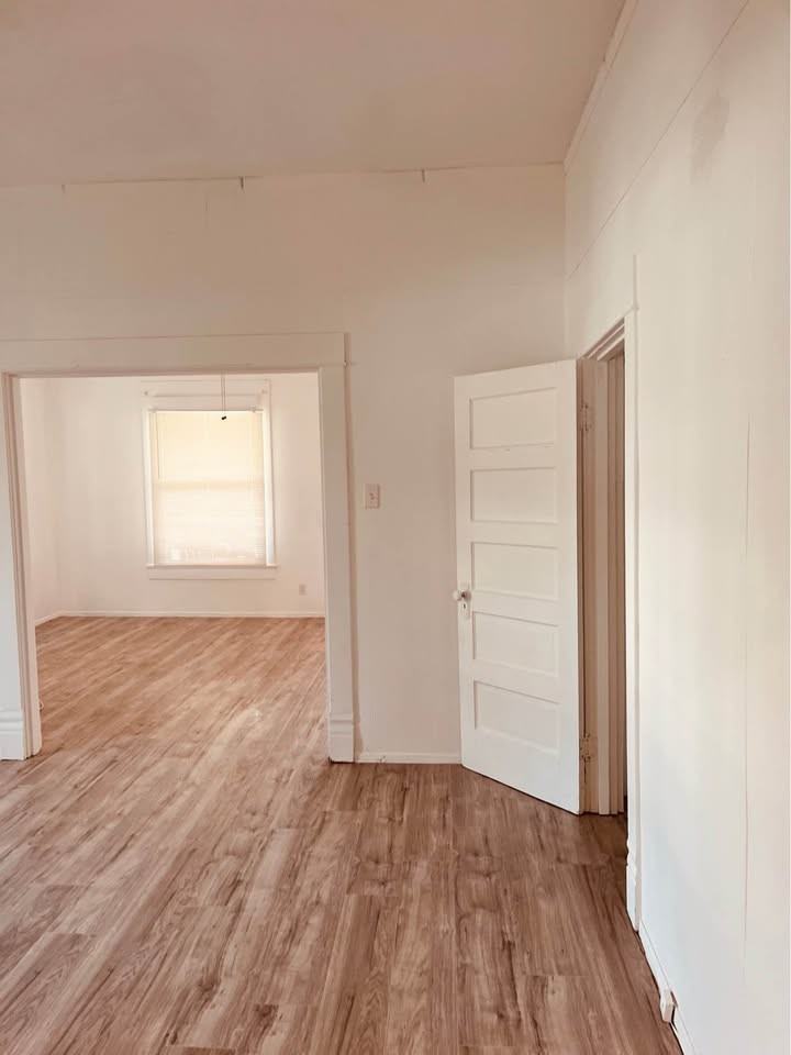 431 E Woodard St #102 - Photo 4 of 12