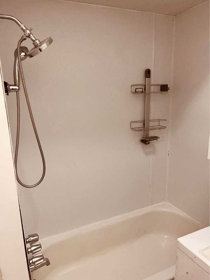 431 E Woodard St #102 - Photo 7 of 11