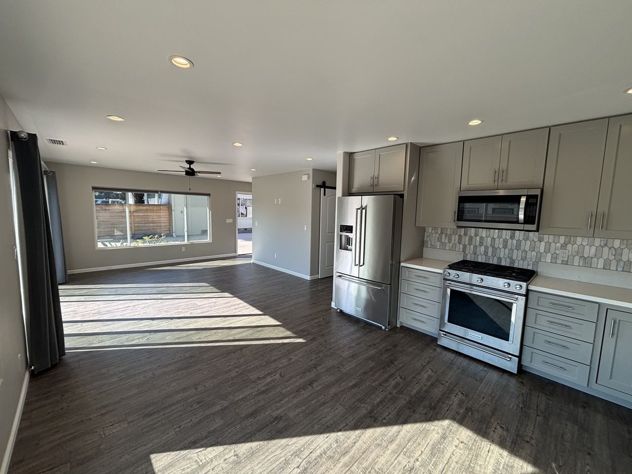 851 N Vulcan Ave #1 - Photo 5 of 21