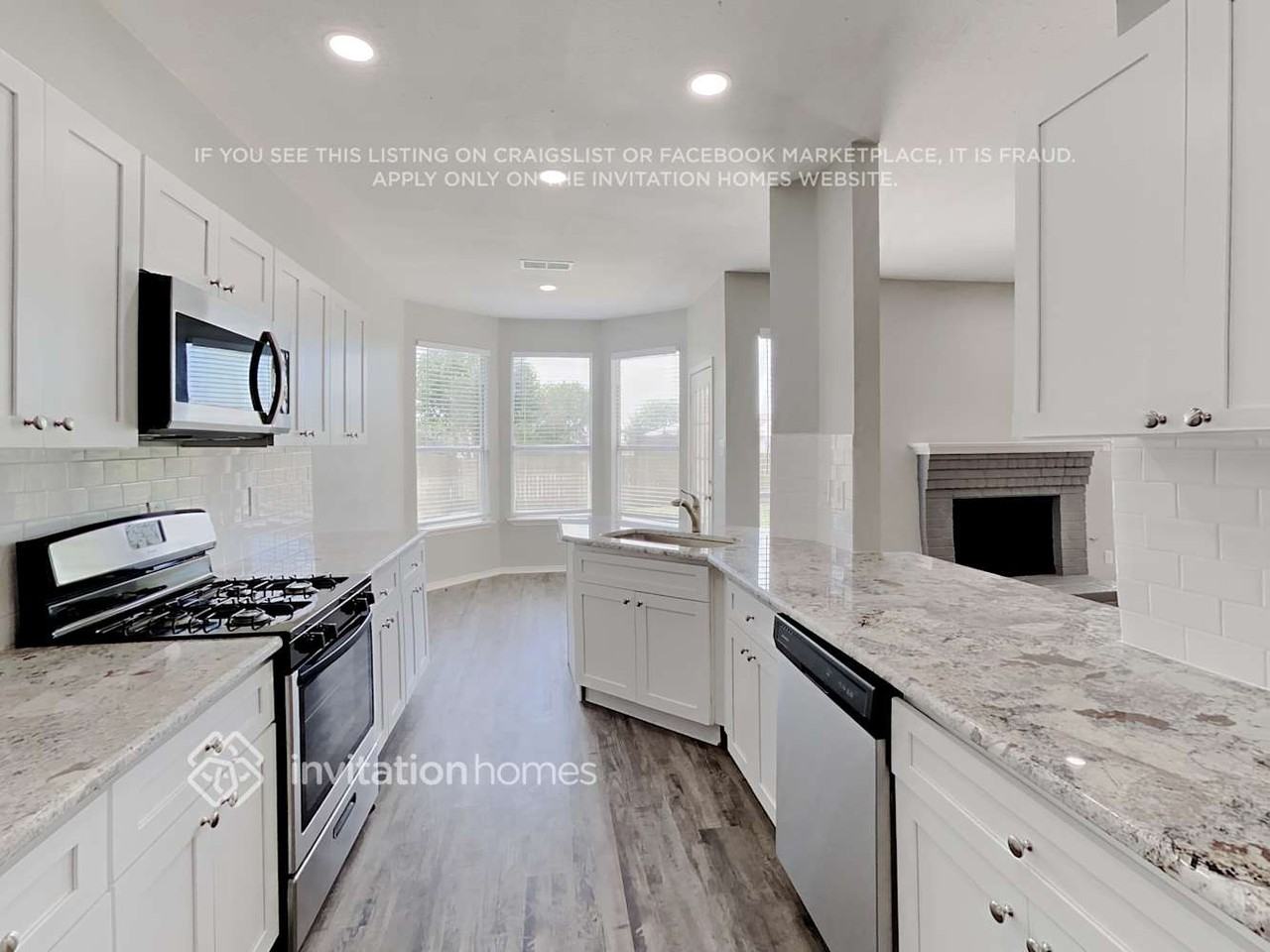 828 Sansome Dr - Photo 7 of 21