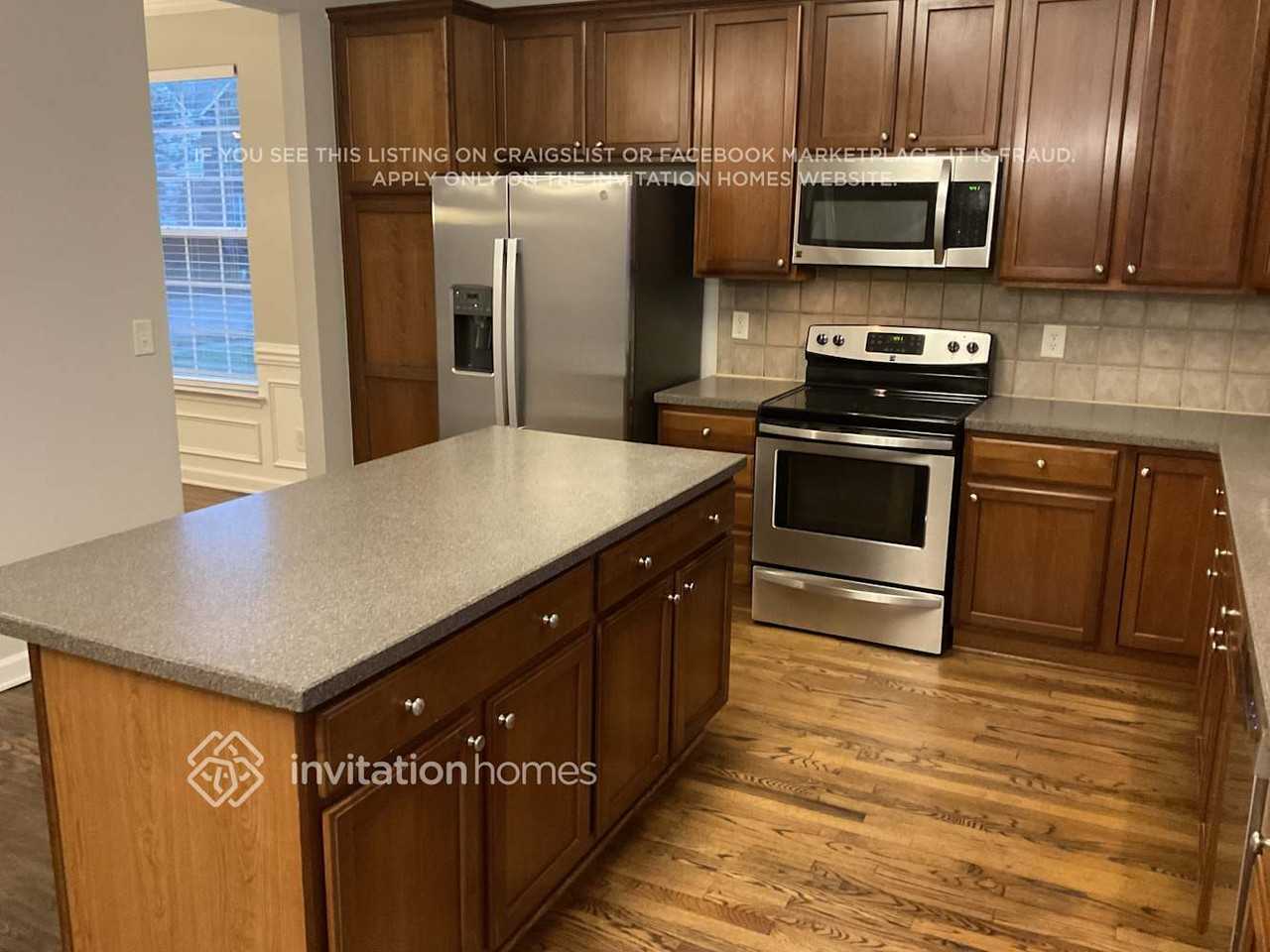 618 Redford Place Dr - Photo 5 of 14