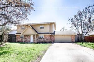 featured image of 418 Longworth Blvd