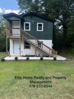 featured image of 2032 Lowe St #B