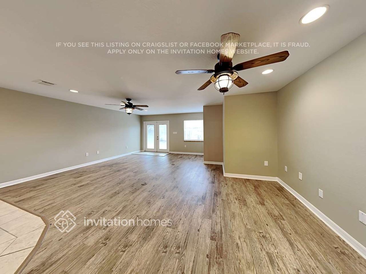 3633 Amber Ln - Photo 3 of 16