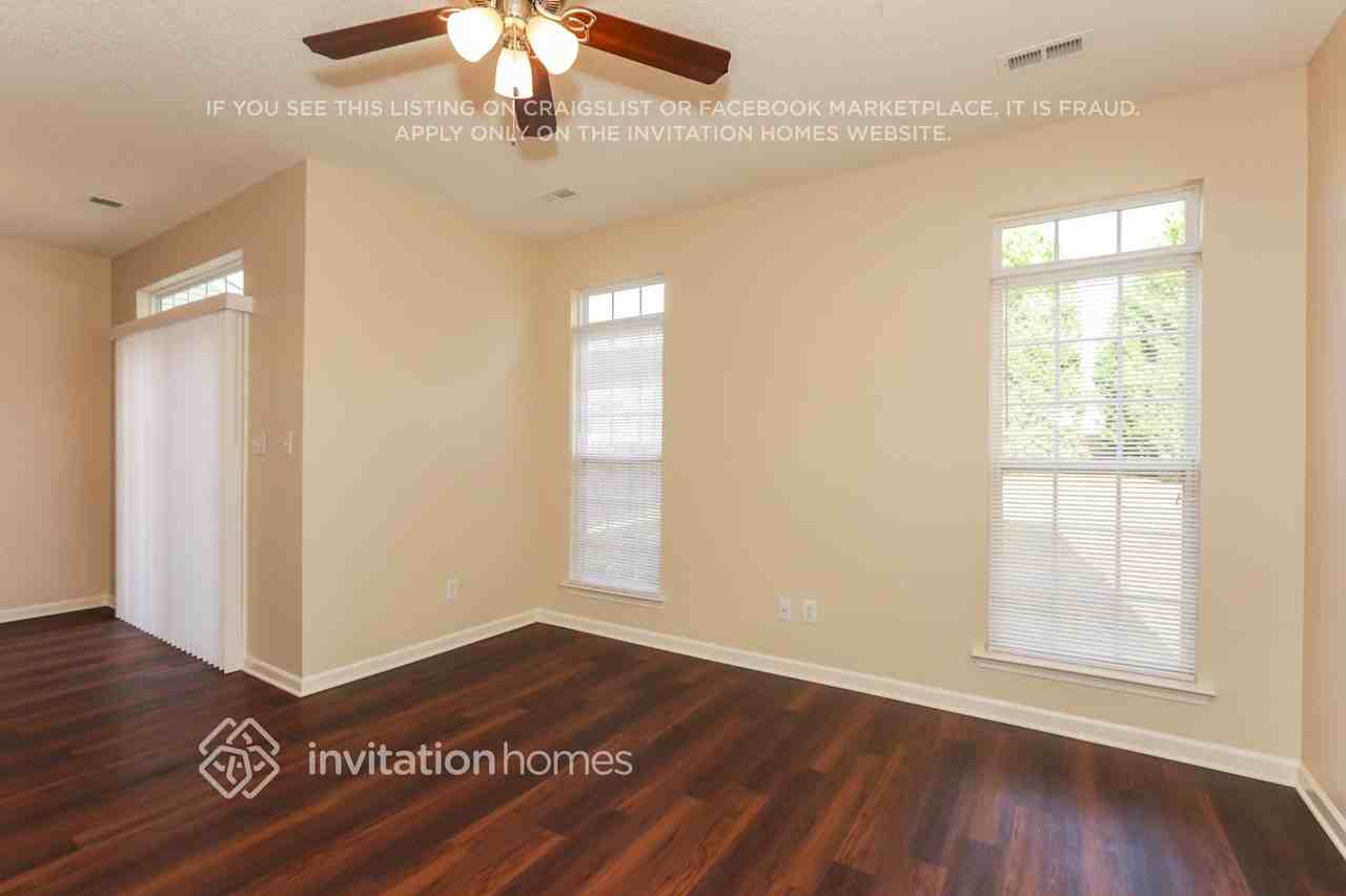 2003 Salmon River Dr - Photo 4 of 15