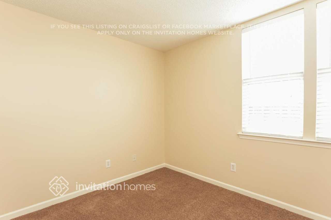 2003 Salmon River Dr - Photo 7 of 15