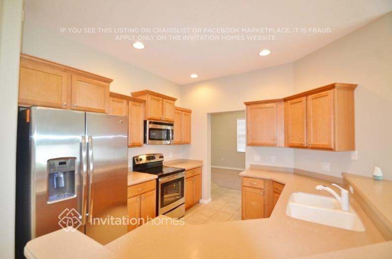 5923 Willows Bridge Loop - Photo 4 of 11