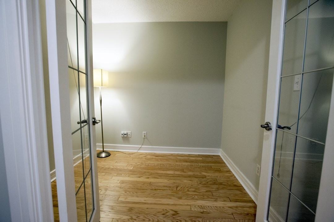 16 Harrison Garden Blvd - Photo 6 of 14