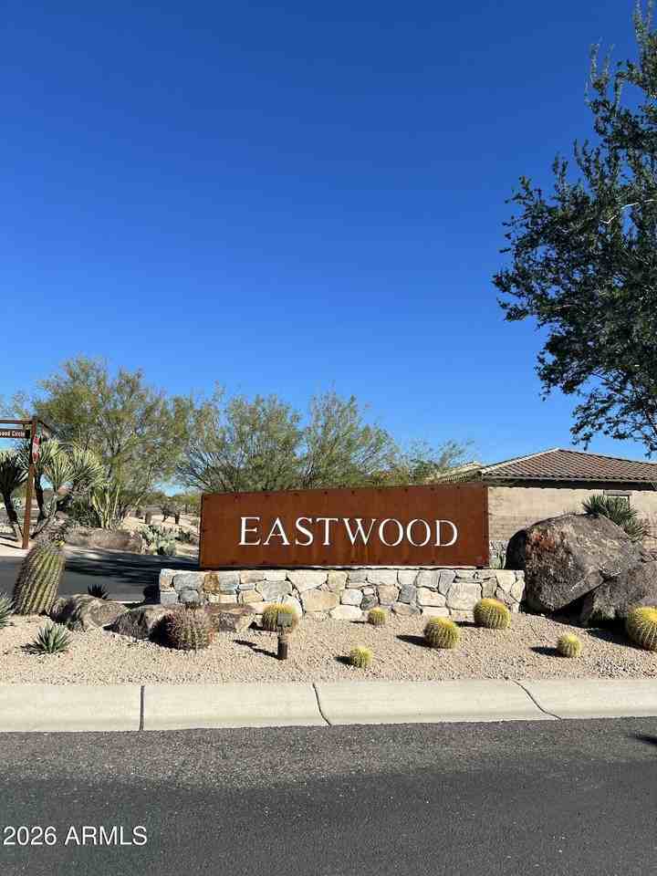 8712 E Eastwood Cir - Photo 2 of 26