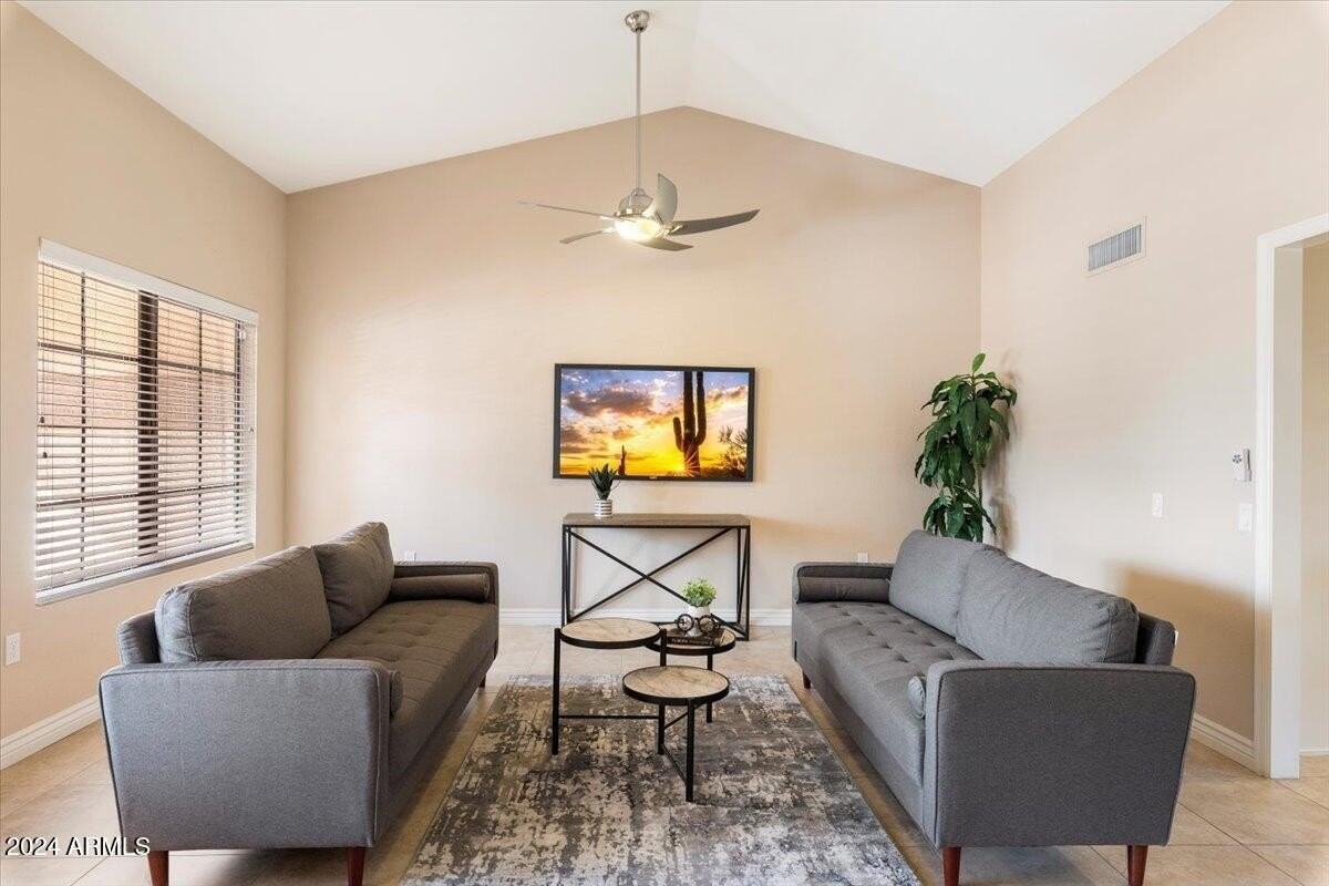 12318 W Fieldstone Dr - Photo 5 of 30