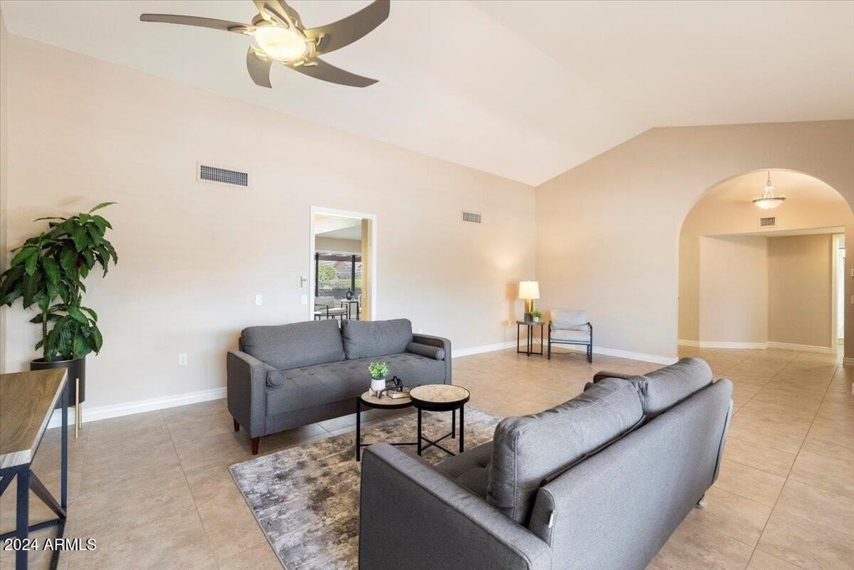 12318 W Fieldstone Dr - Photo 6 of 30