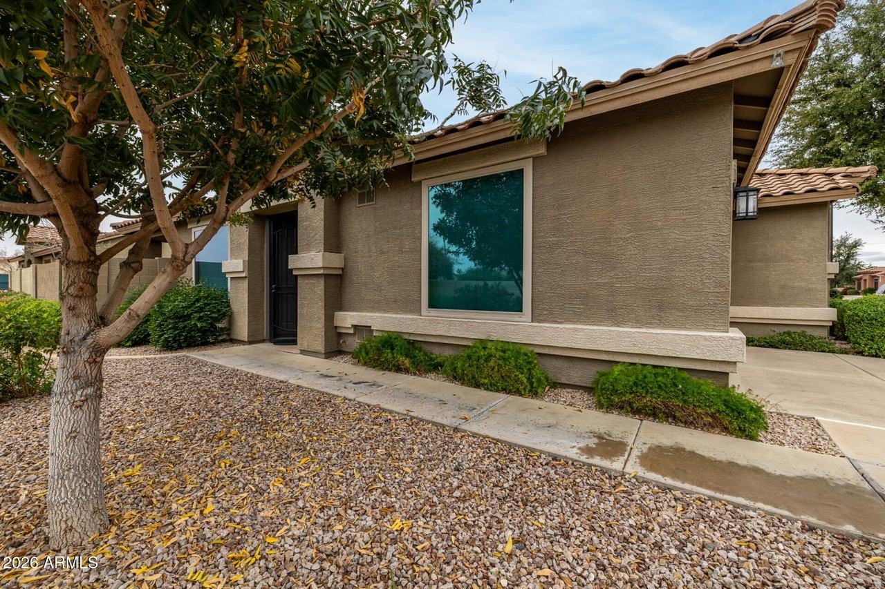 1991 E Browning Pl - Photo 7 of 37