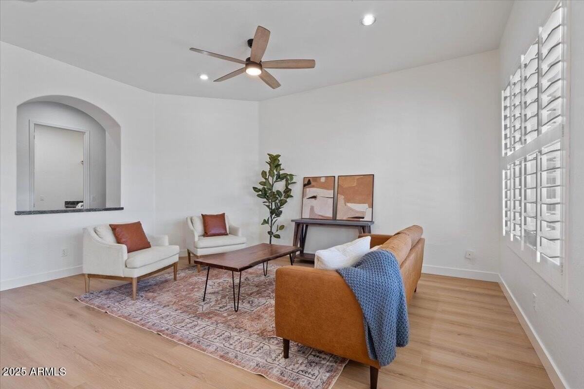 2025 W Calle De Sol - Photo 7 of 42