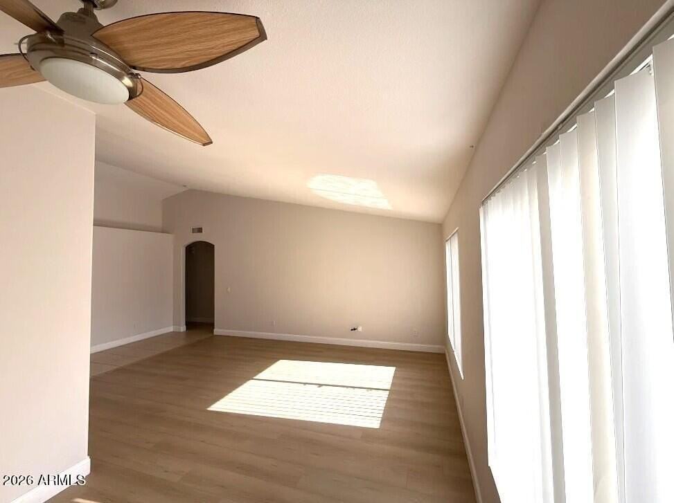 913 W Horseshoe Ave - Photo 2 of 19