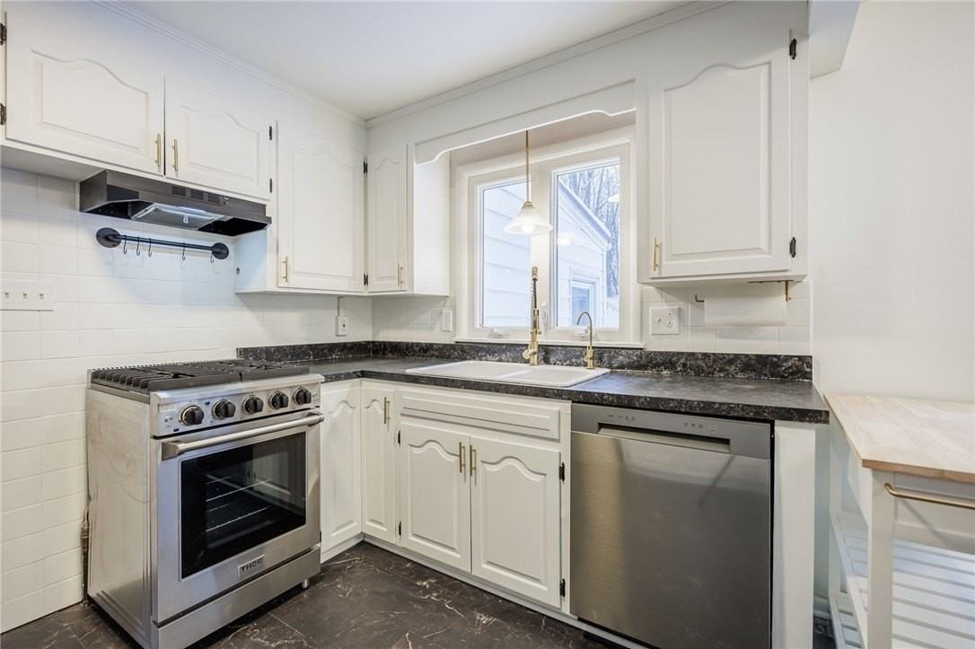 105 Chestnut Dr - Photo 7 of 50