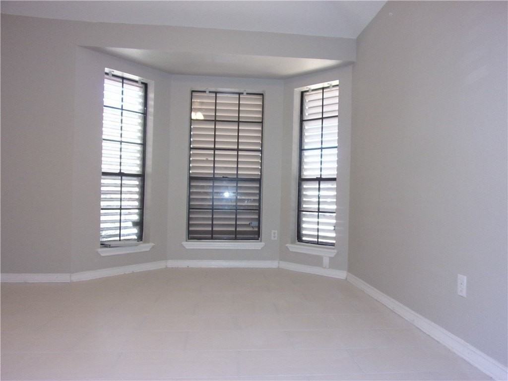 4217 Ridge View Dr - Photo 4 of 31