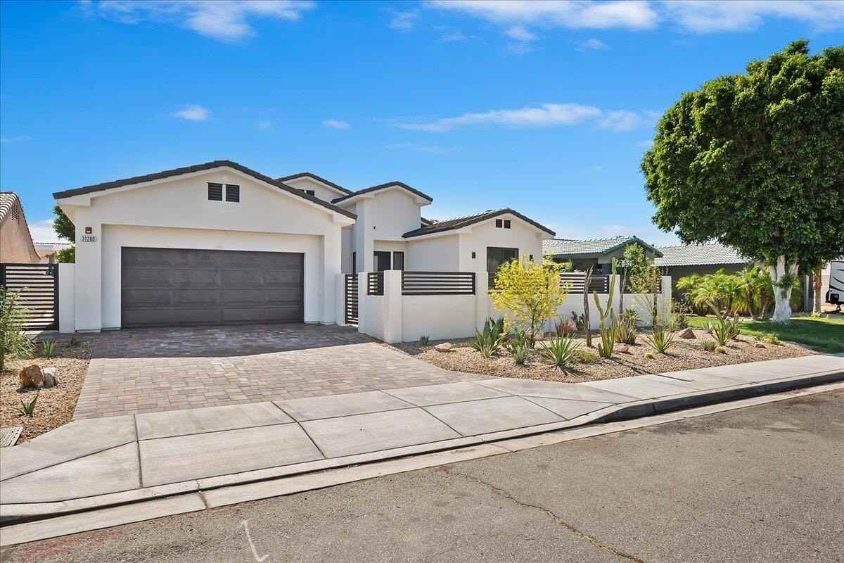 31260 Avenida La Paloma - Photo 2 of 24